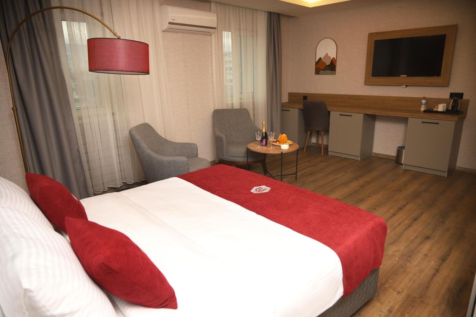 Rush Hotel Tokat ภายนอก รูปภาพ